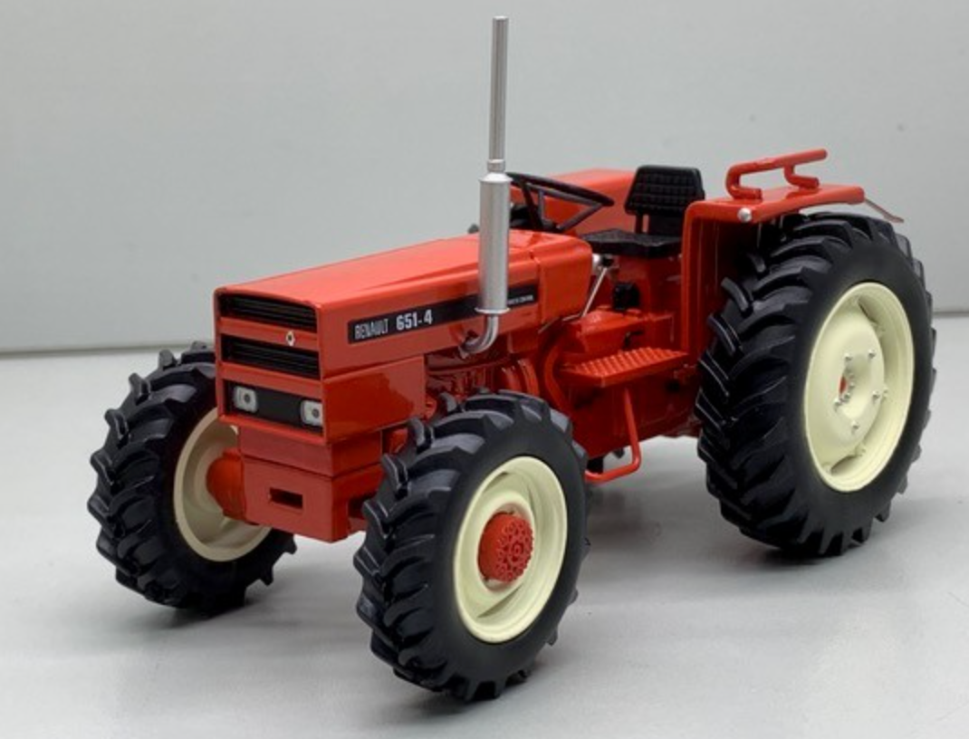 REPLICAGRI 1:32 SCALE 299 RENAULT 651 4WD TRACTOR