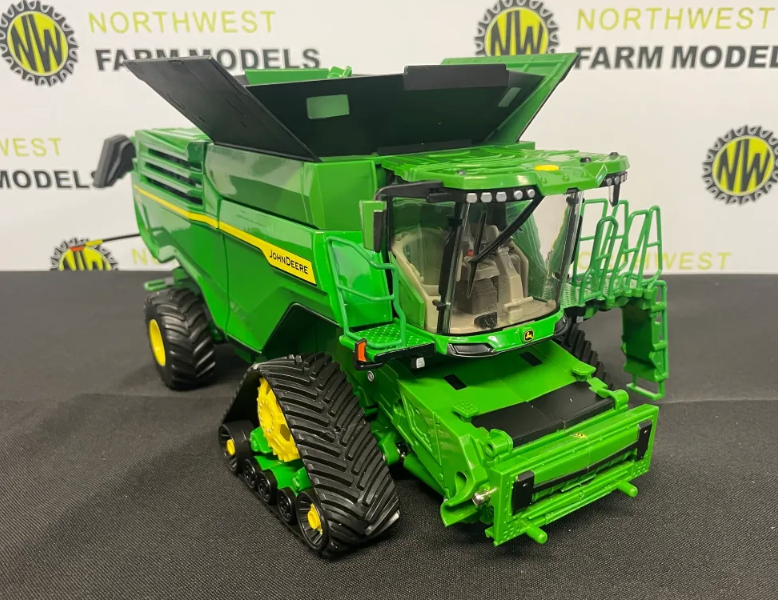 ERTL 45759 1:32 SCALE JOHN DEERE X9 1000 TRACKED COMBINE HARVESTER WITH 2 HEADERS